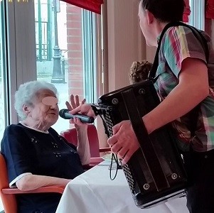 Spectacle personnes âgées dépendantes